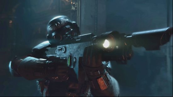 Best Darktide Veteran build - a Veteran aiming a lasgun while wearing a fully enclosed helmet.