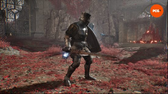The lampbearer is holding the Hallowed Praise sword, one of the best Lords of the Fallen weapons.