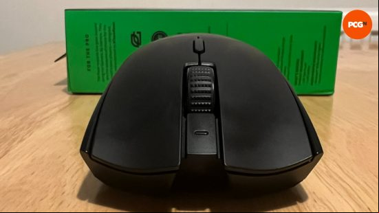 Razer Viper V3 Hyperspeed closeup