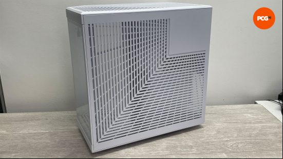 Hyte H70 Touch review 07