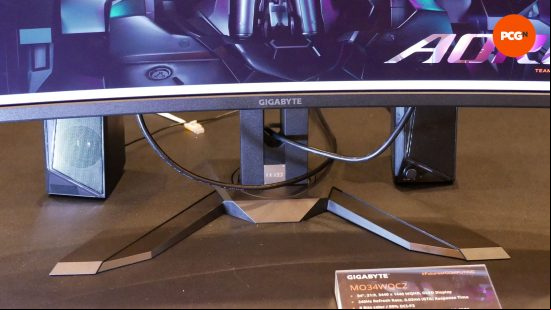 Gigabyte Aorus MO34WQC2 preview 02