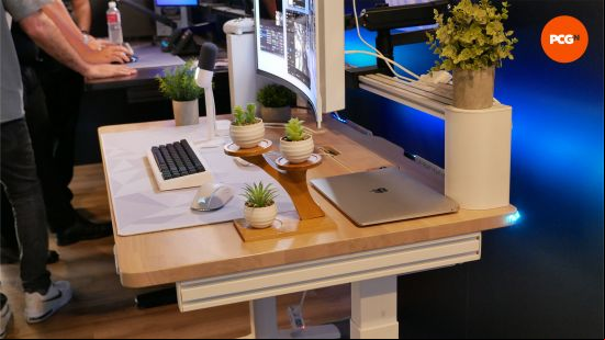 corsair platform 4 gaming desk 04
