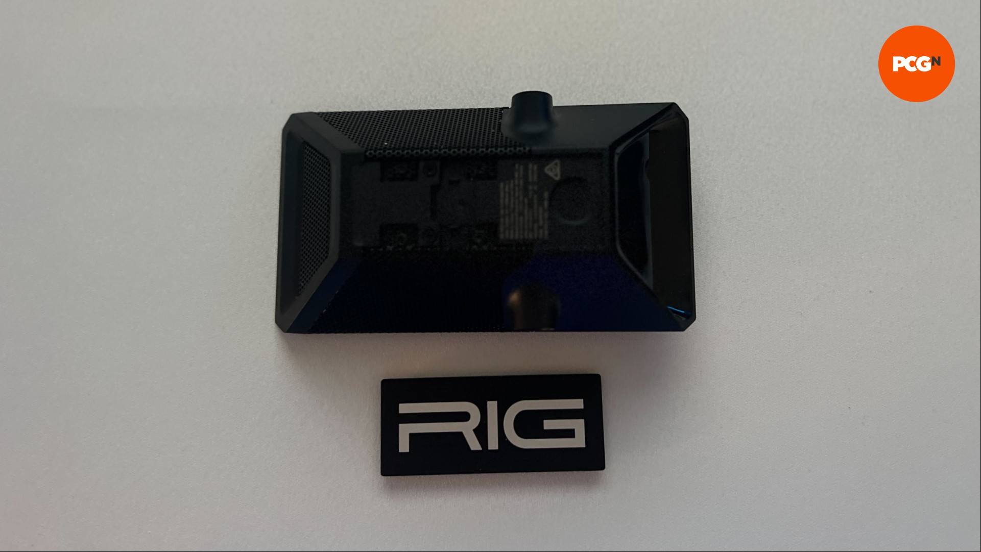 M2 Streamstar review removable magnetic plate